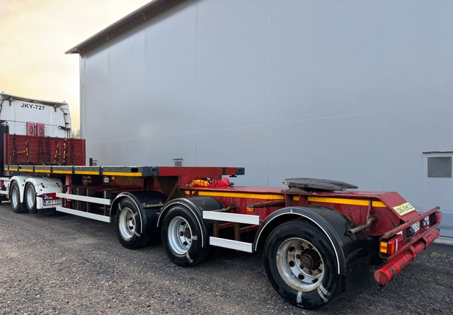 GT-Trailer 3-akselinen paripyörä B-linkki - نصف مقطورة مسطحة: صور 3 GT-Trailer 3-akselinen paripyörä B-linkki - نصف مقطورة مسطحة: صور 3