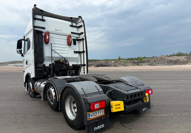 Iveco S-Way 460 LNG 6x2 - شاحنة جرار: صور 3 Iveco S-Way 460 LNG 6x2 - شاحنة جرار: صور 3