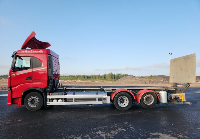 Iveco S-Way 6x2 LNG - الشاسيه شاحنة: صور 2 Iveco S-Way 6x2 LNG - الشاسيه شاحنة: صور 2