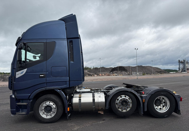 Iveco Stralis 460 LNG / LBG - شاحنة جرار: صور 2 Iveco Stralis 460 LNG / LBG - شاحنة جرار: صور 2
