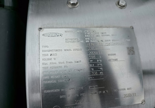 شاحنة جرار IvecoS-Way 460 4x2 LNG / LBG: صور 19 شاحنة جرار IvecoS-Way 460 4x2 LNG / LBG: صور 19