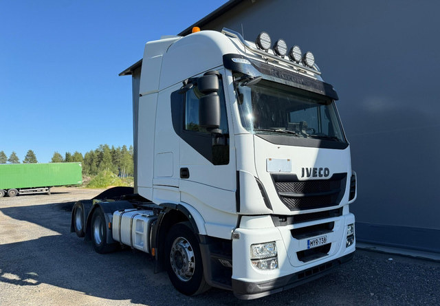 IvecoStralis 440 6x2 - شاحنة جرار: صور 4 IvecoStralis 440 6x2 - شاحنة جرار: صور 4