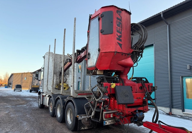 Mercedes-BenzArocs 8x4 Nosturilla! - شاحنة قطع الأشجار, شاحنة كرين: صور 4 Mercedes-BenzArocs 8x4 Nosturilla! - شاحنة قطع الأشجار, شاحنة كرين: صور 4