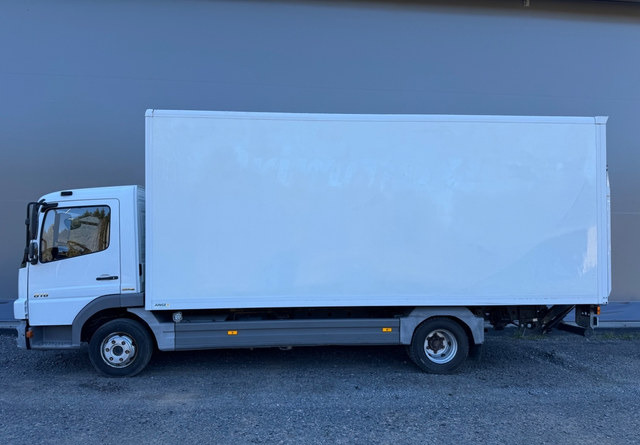 Mercedes-BenzAtego kaappi + perälauta - بصندوق مغلق شاحنة: صور 2 Mercedes-BenzAtego kaappi + perälauta - بصندوق مغلق شاحنة: صور 2