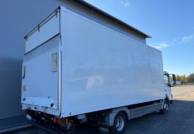 Mercedes-BenzAtego kaappi + perälauta - بصندوق مغلق شاحنة: صور 5 Mercedes-BenzAtego kaappi + perälauta - بصندوق مغلق شاحنة: صور 5