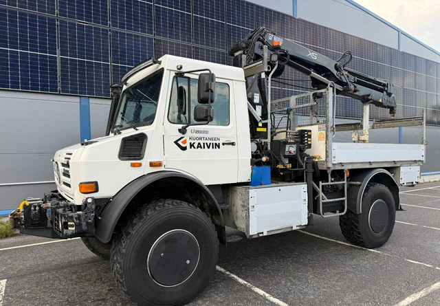 Mercedes-BenzUnimog U5000 + Hiab 099 E-4 - شاحنات مسطحة, شاحنة كرين: صور 1 Mercedes-BenzUnimog U5000 + Hiab 099 E-4 - شاحنات مسطحة, شاحنة كرين: صور 1