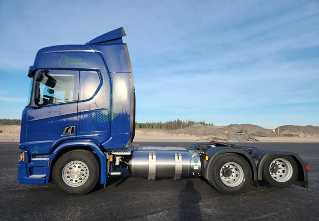 Scania R410 LNG / LBG 6x2 - شاحنة جرار: صور 2 Scania R410 LNG / LBG 6x2 - شاحنة جرار: صور 2