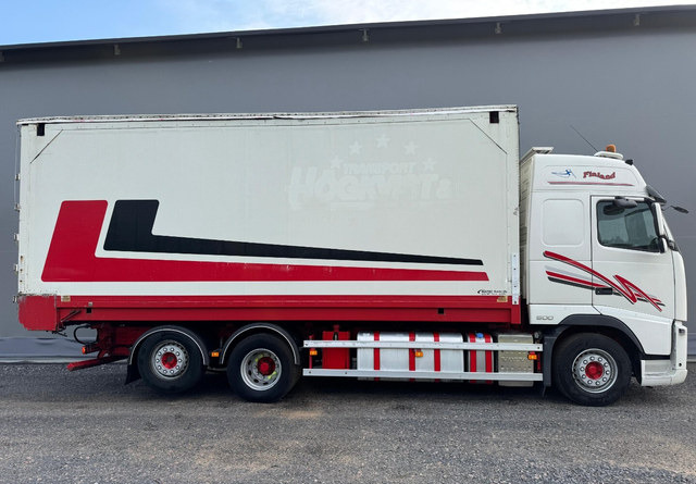 VolvoFH13 500 6x2 Ketjupurku + Rahtikaappi - بصندوق مغلق شاحنة: صور 5 VolvoFH13 500 6x2 Ketjupurku + Rahtikaappi - بصندوق مغلق شاحنة: صور 5