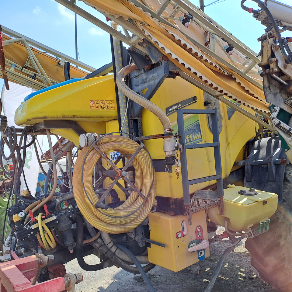 CAFFINI EUROTECH 3200L - آلة الرش المقطورة: صور 4 CAFFINI EUROTECH 3200L - آلة الرش المقطورة: صور 4