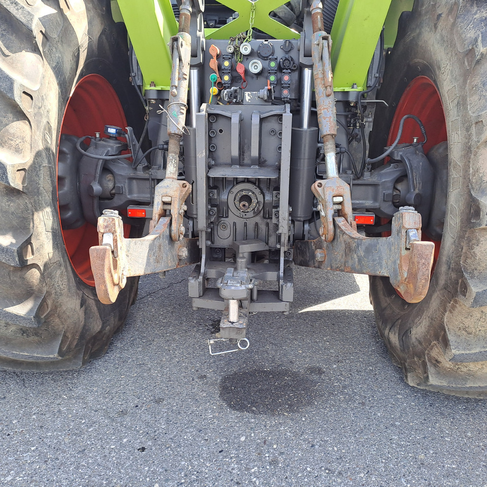 CLAAS XERION 3800 TRAC - جرار: صور 4 CLAAS XERION 3800 TRAC - جرار: صور 4