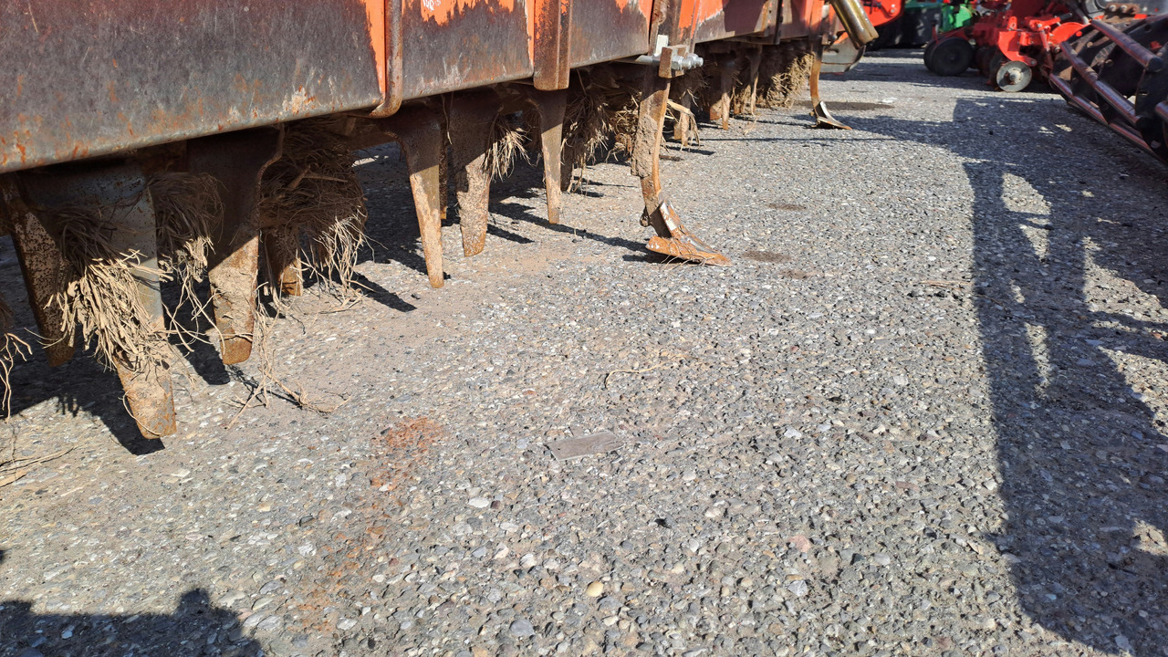 ERPICE ROTANTE MASCHIO AQUILA 6 METRI MOD 6000 * CR - محراث الدوار: صور 3 ERPICE ROTANTE MASCHIO AQUILA 6 METRI MOD 6000 * CR - محراث الدوار: صور 3