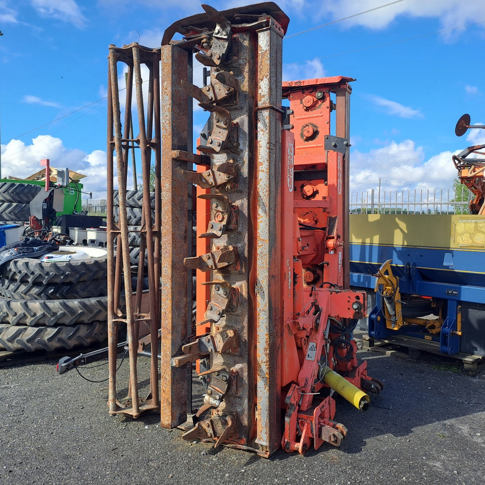 ERPICE ROTANTE PIEGHEVOLE MASCHIO AQUILA 5000 - محراث الدوار: صور 2 ERPICE ROTANTE PIEGHEVOLE MASCHIO AQUILA 5000 - محراث الدوار: صور 2