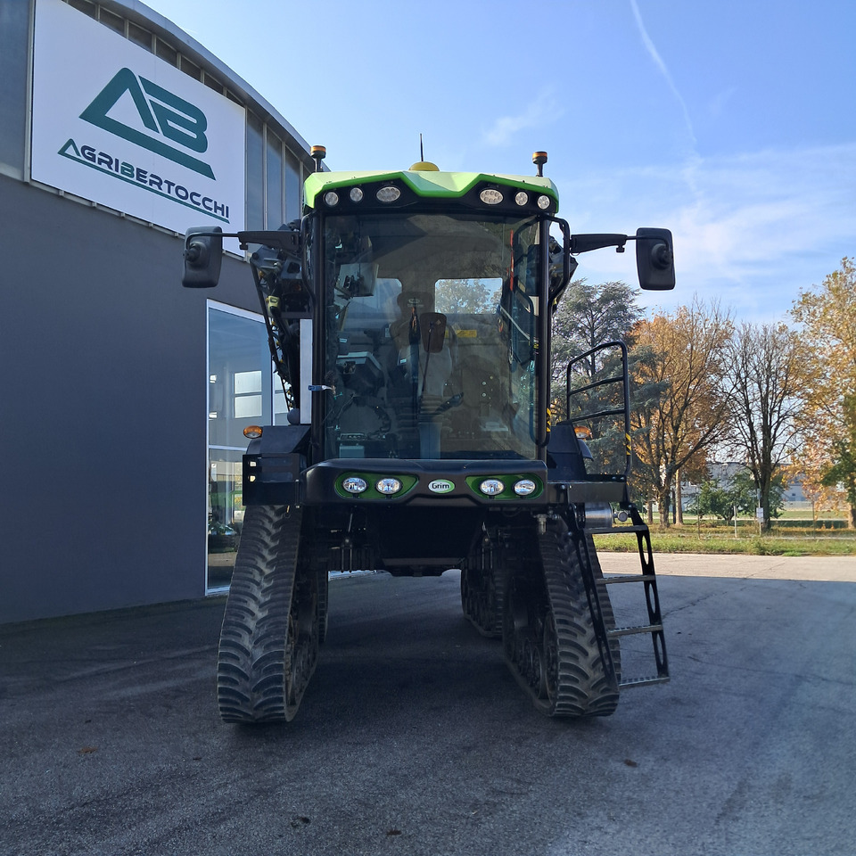 GRIM SERIE 9 - آلة الرش ذاتية الحركة: صور 5 GRIM SERIE 9 - آلة الرش ذاتية الحركة: صور 5