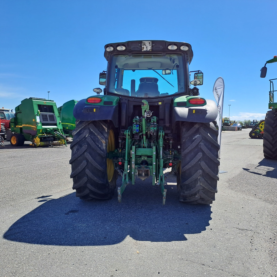 JOHN DEERE 6125R - جرار: صور 4 JOHN DEERE 6125R - جرار: صور 4