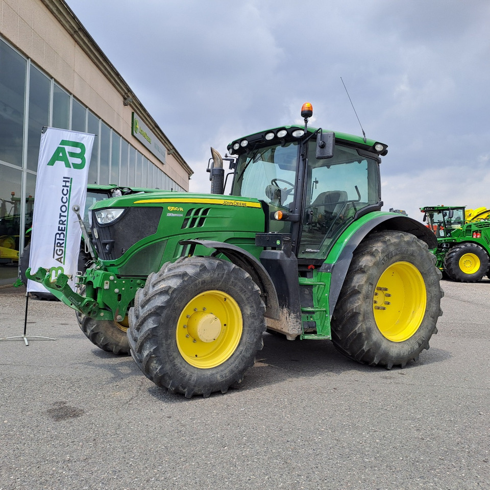 JOHN DEERE 6140R - جرار: صور 1 JOHN DEERE 6140R - جرار: صور 1