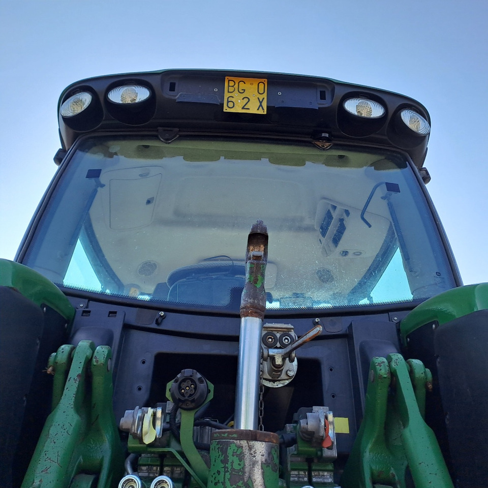 JOHN DEERE 6210R - جرار: صور 5 JOHN DEERE 6210R - جرار: صور 5