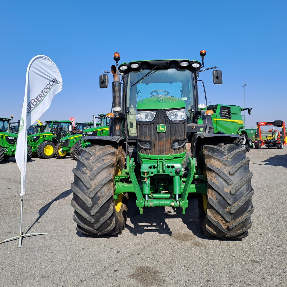 JOHN DEERE 6210R - جرار: صور 2 JOHN DEERE 6210R - جرار: صور 2