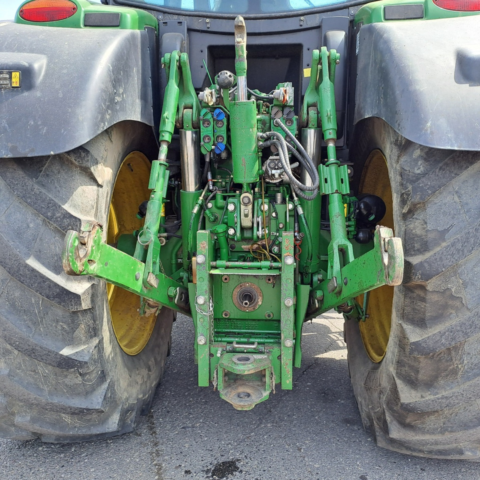 JOHN DEERE 6210R - جرار: صور 5 JOHN DEERE 6210R - جرار: صور 5