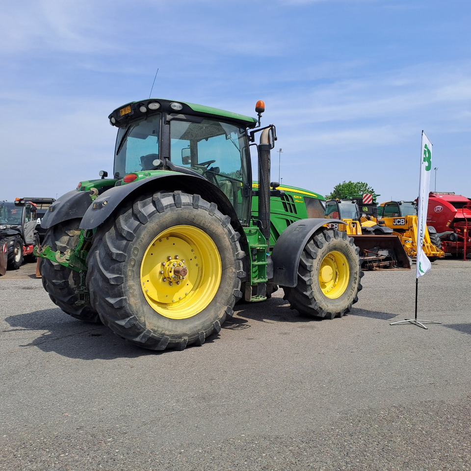 JOHN DEERE 6210R - جرار: صور 3 JOHN DEERE 6210R - جرار: صور 3