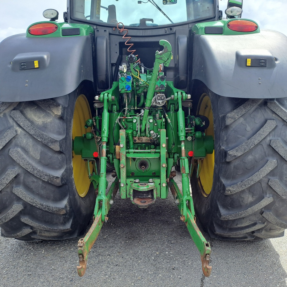JOHN DEERE 6210R - جرار: صور 5 JOHN DEERE 6210R - جرار: صور 5