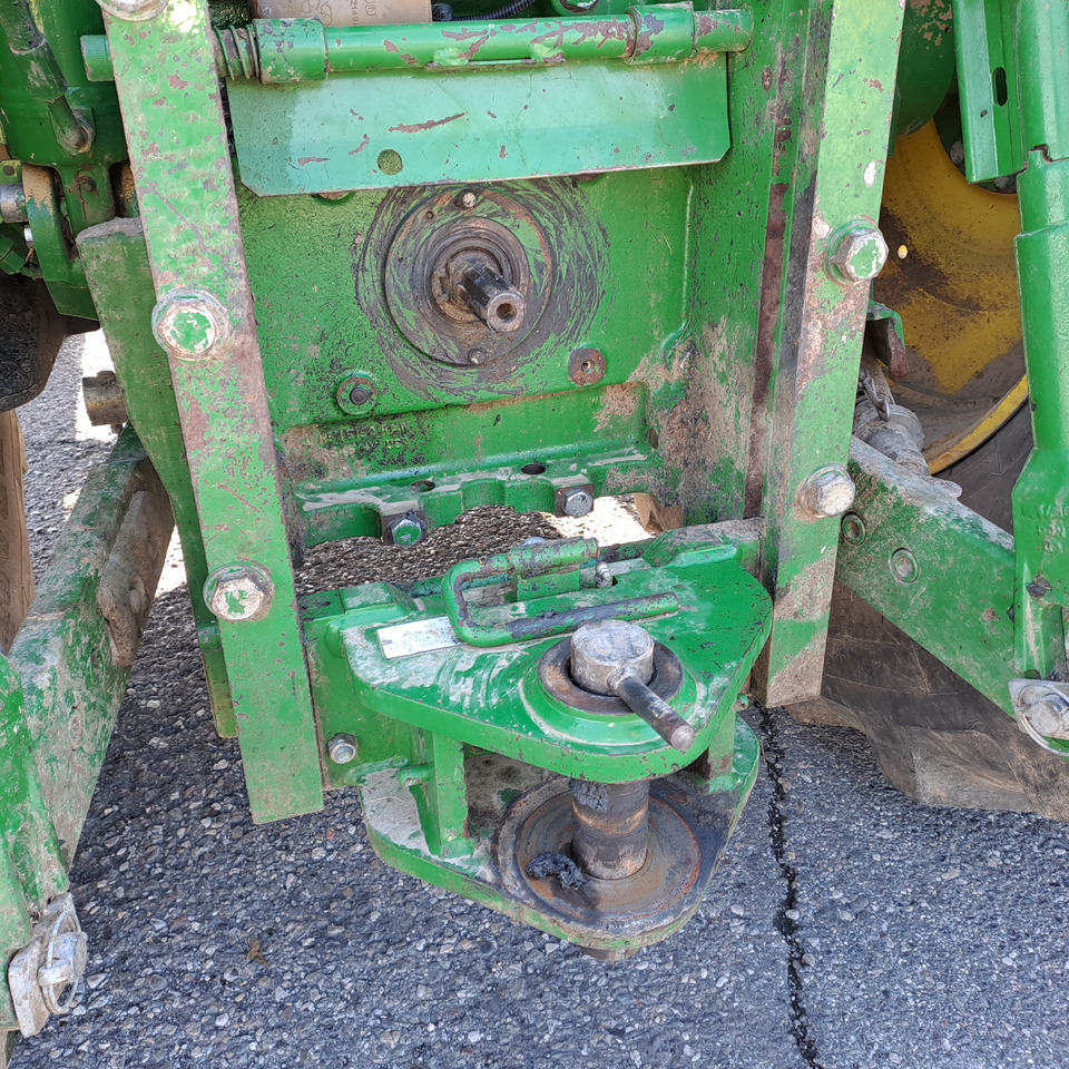 جرار JOHN DEERE 6215R - ASTA AGRIBERTOCCHI: صور 9