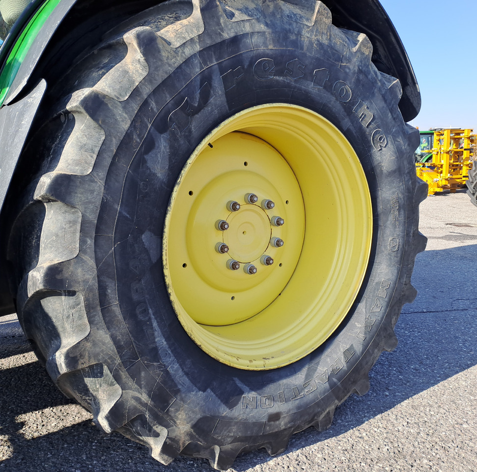 جرار JOHN DEERE 6215R - ASTA AGRIBERTOCCHI: صور 8