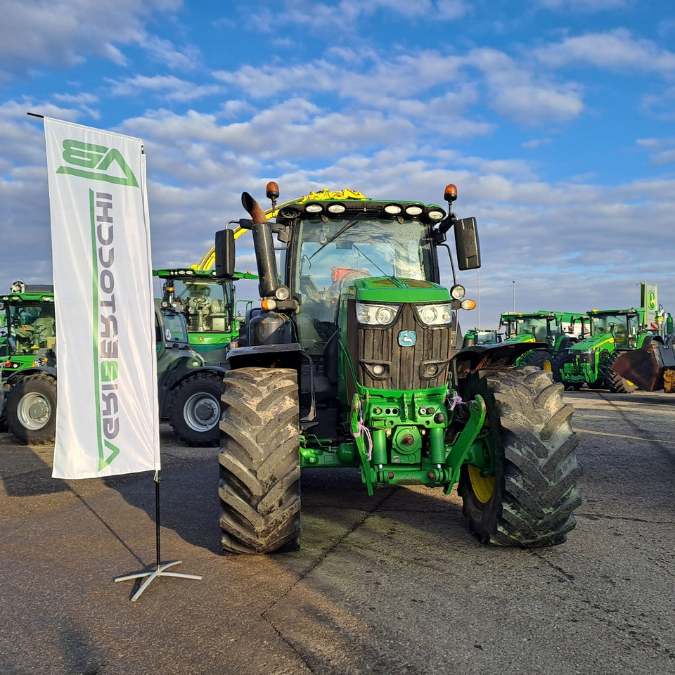 JOHN DEERE 6215R - جرار: صور 2 JOHN DEERE 6215R - جرار: صور 2