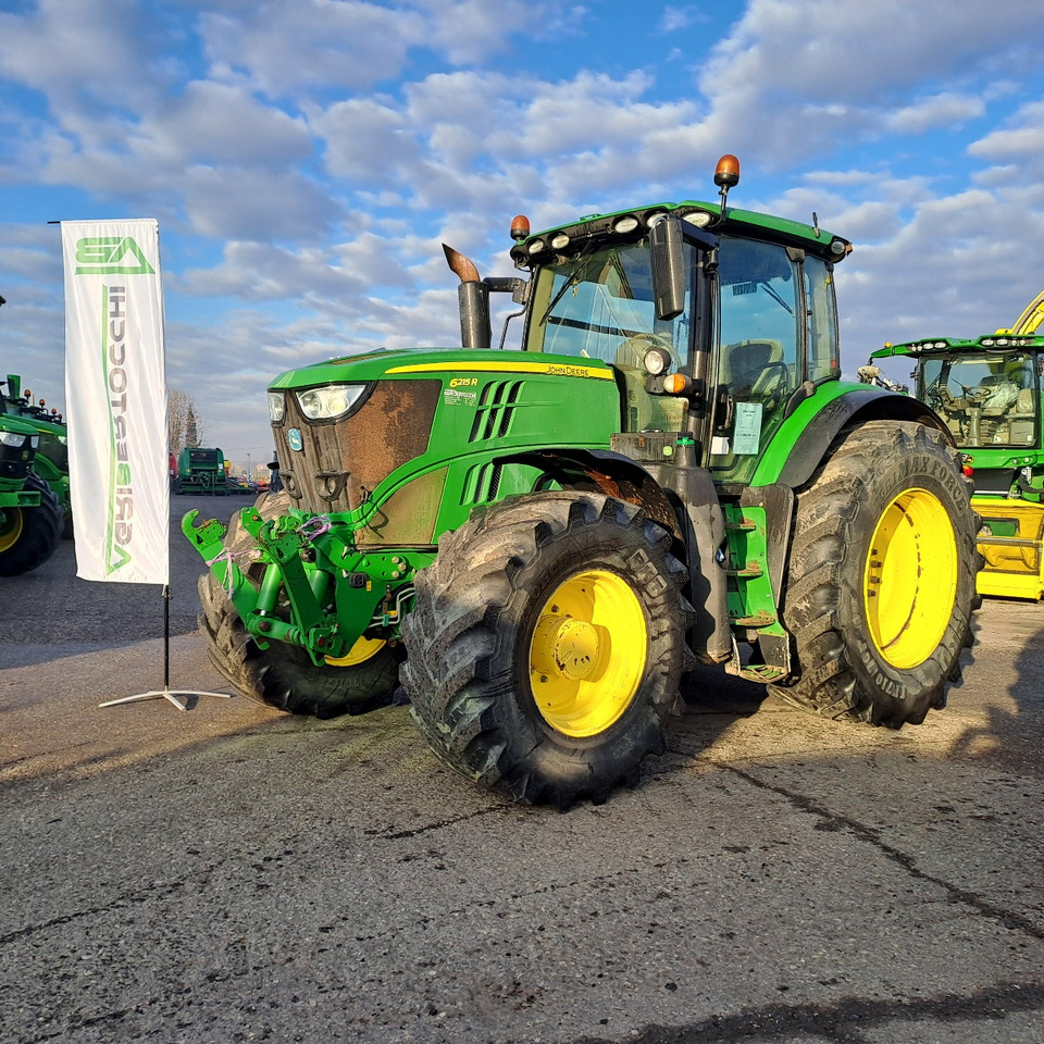 JOHN DEERE 6215R - جرار: صور 1 JOHN DEERE 6215R - جرار: صور 1
