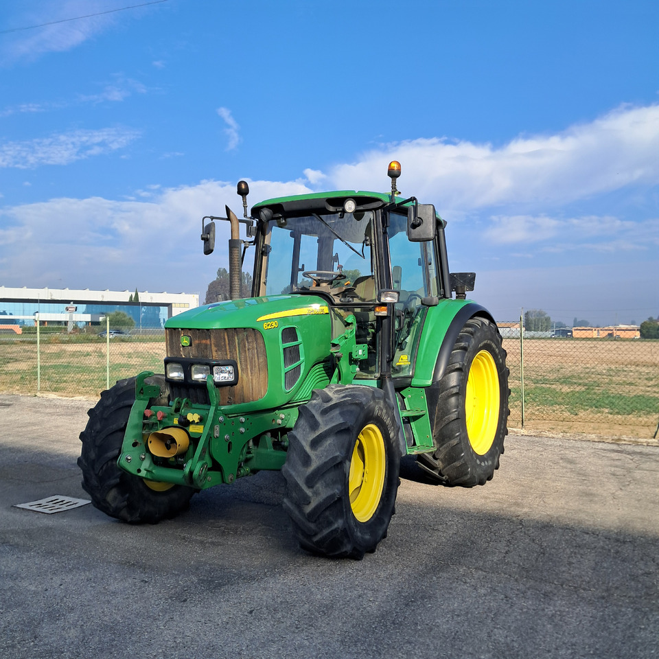 JOHN DEERE 6230 - جرار: صور 1 JOHN DEERE 6230 - جرار: صور 1