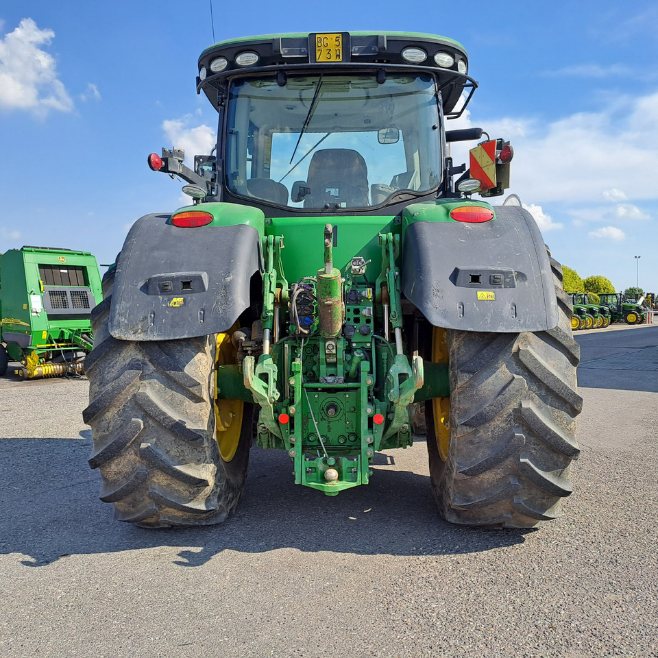 JOHN DEERE 7310R - جرار: صور 4 JOHN DEERE 7310R - جرار: صور 4