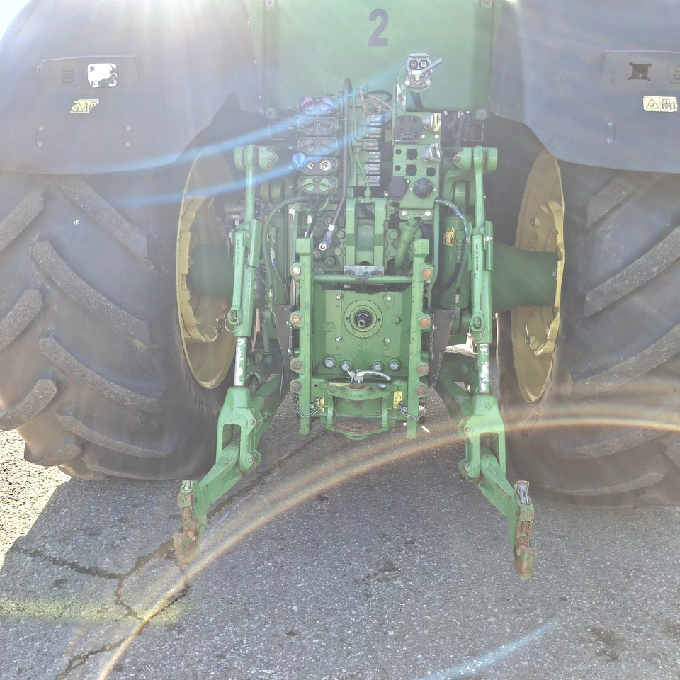 JOHN DEERE 7310R - جرار: صور 5 JOHN DEERE 7310R - جرار: صور 5