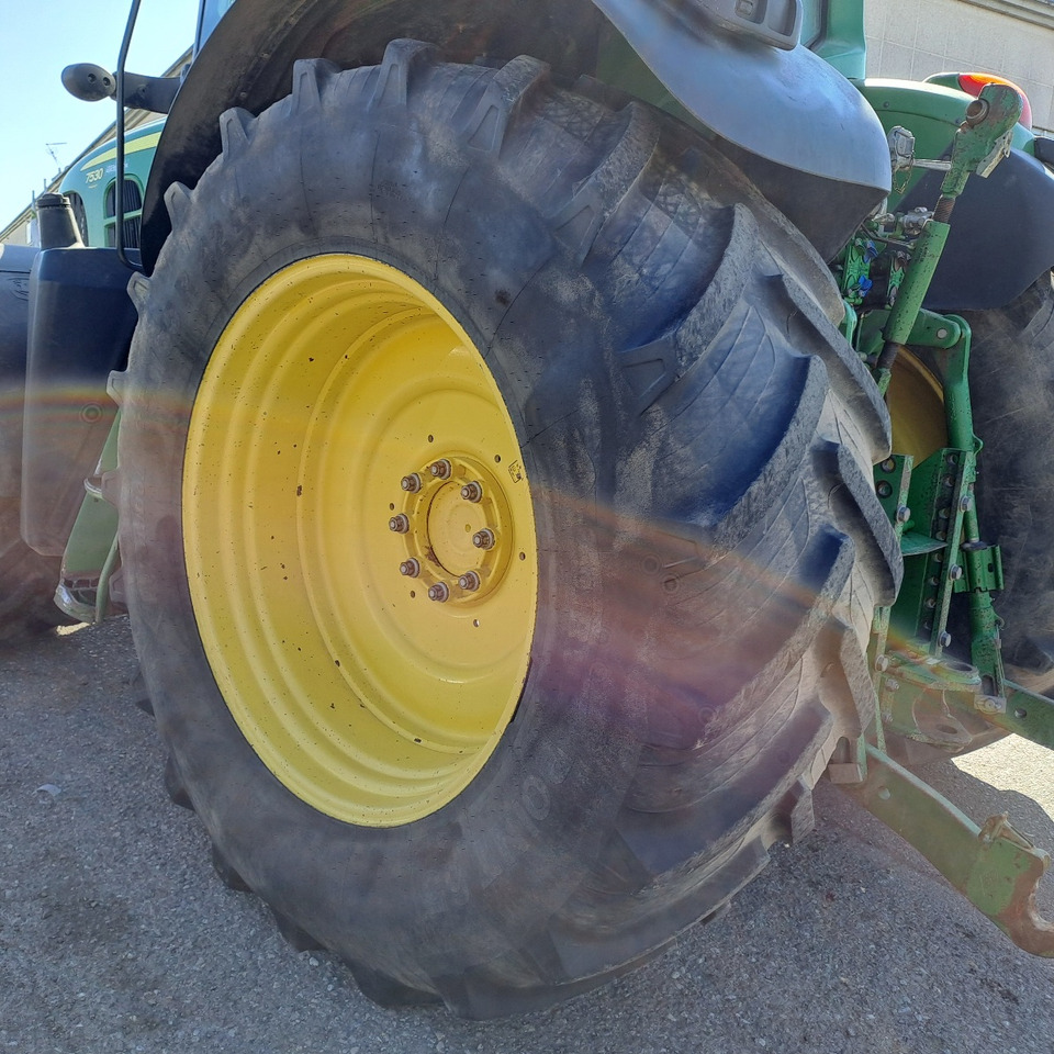 جرار JOHN DEERE 7530 PREMIUM: صور 7