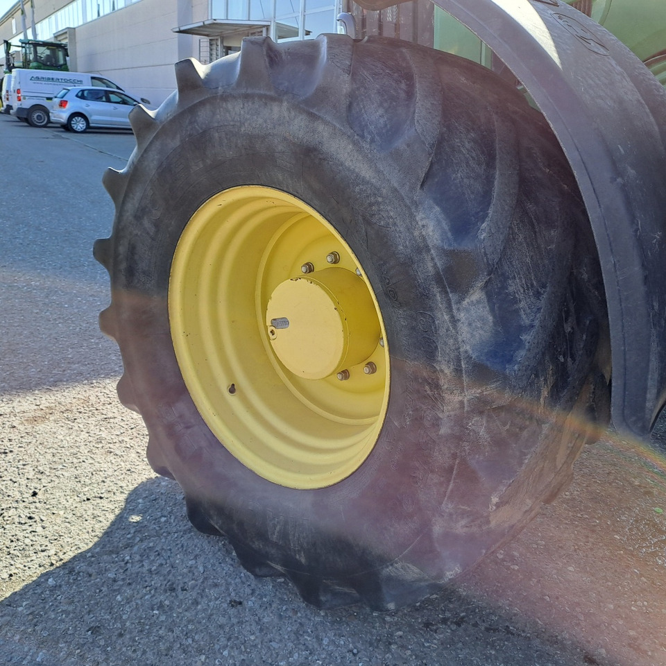جرار JOHN DEERE 7530 PREMIUM: صور 8