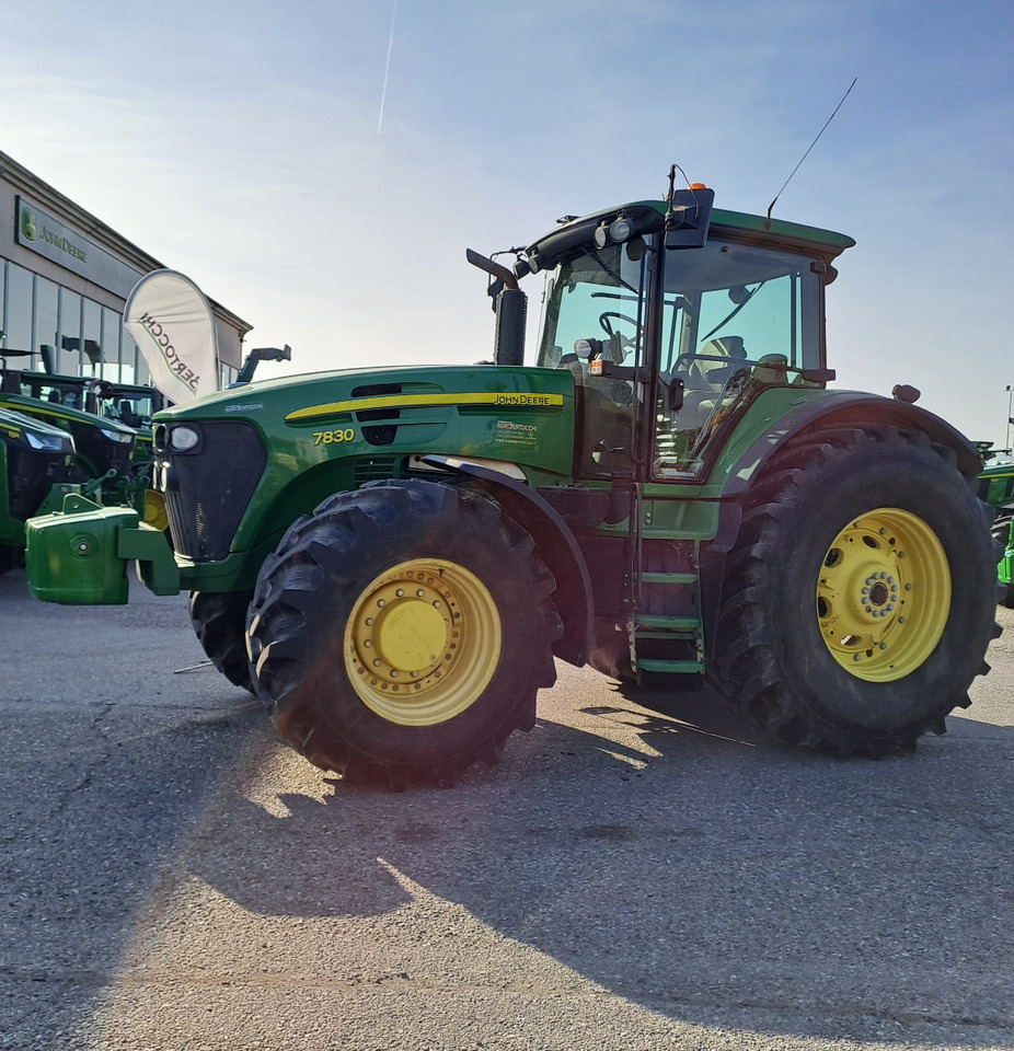 JOHN DEERE 7830 - جرار: صور 1 JOHN DEERE 7830 - جرار: صور 1