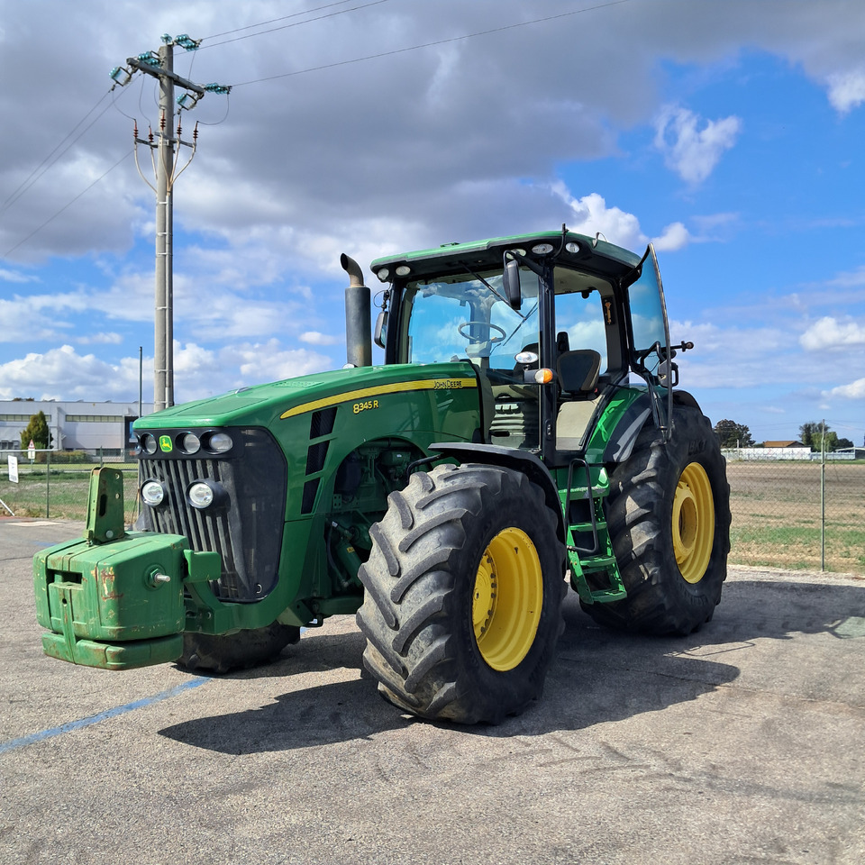 JOHN DEERE 8345 R - جرار: صور 1 JOHN DEERE 8345 R - جرار: صور 1