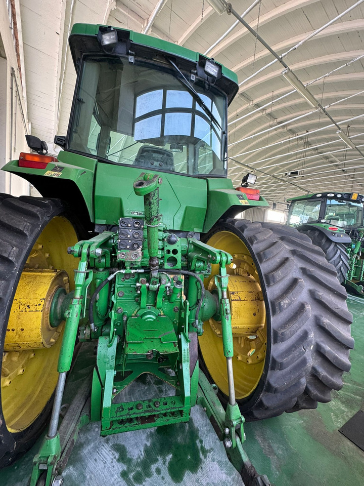 JOHN DEERE 8410T - جرار: صور 5 JOHN DEERE 8410T - جرار: صور 5