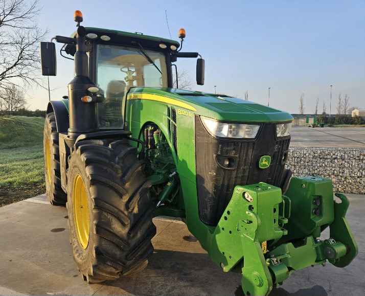 JOHN DEERE 8410 - جرار: صور 1 JOHN DEERE 8410 - جرار: صور 1