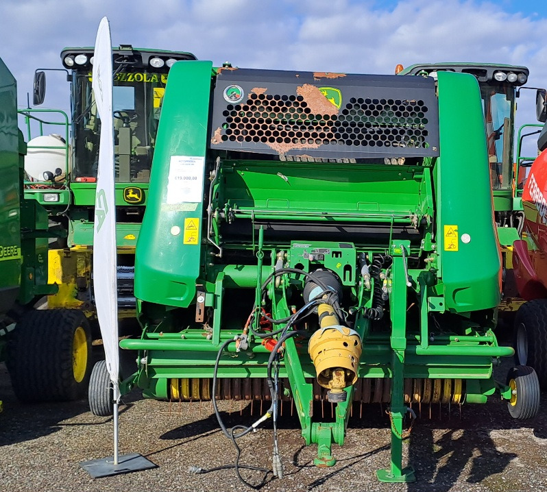 JOHN DEERE 960 - مكبس القش الدائري: صور 2 JOHN DEERE 960 - مكبس القش الدائري: صور 2