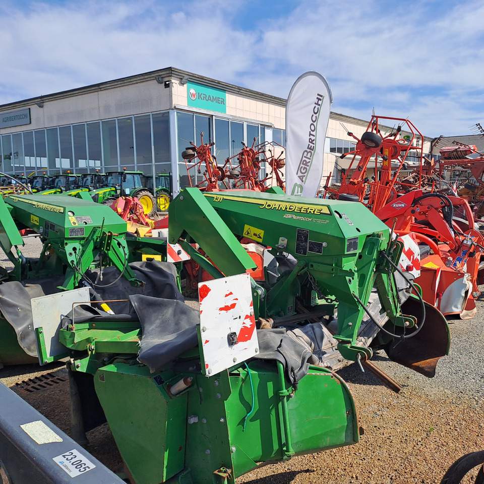 JOHN DEERE FC 131 - جزازة: صور 3 JOHN DEERE FC 131 - جزازة: صور 3