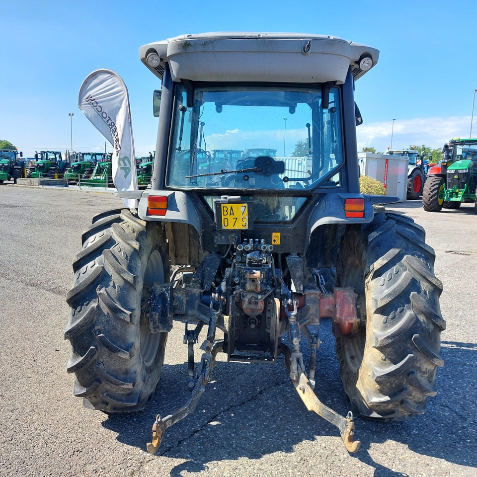 MASSEY FERGUSON 2430 ST - جرار: صور 3 MASSEY FERGUSON 2430 ST - جرار: صور 3