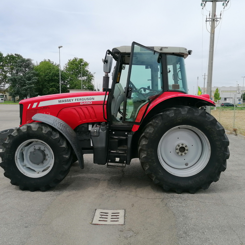 MASSEY FERGUSON - جرار: صور 5 MASSEY FERGUSON - جرار: صور 5