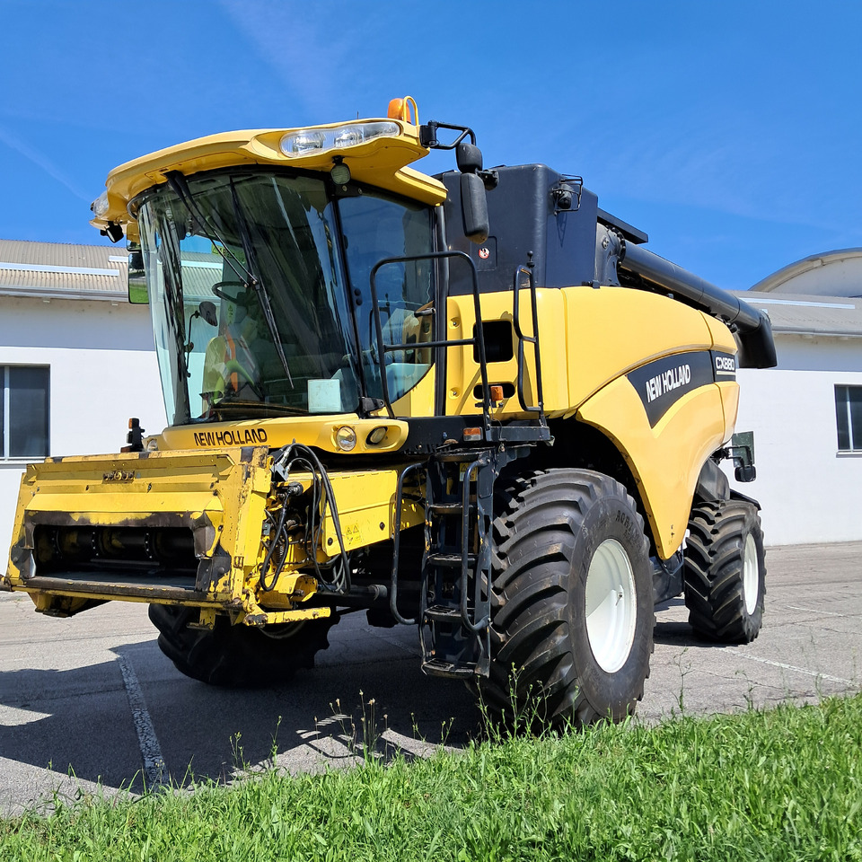NEW HOLLAND CX880 - حصادة شاملة: صور 1 NEW HOLLAND CX880 - حصادة شاملة: صور 1
