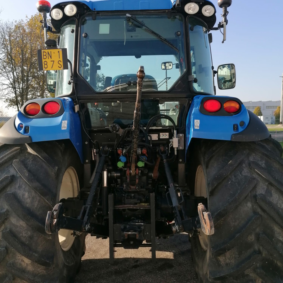 NEW HOLLAND T4.105 - جرار: صور 3 NEW HOLLAND T4.105 - جرار: صور 3