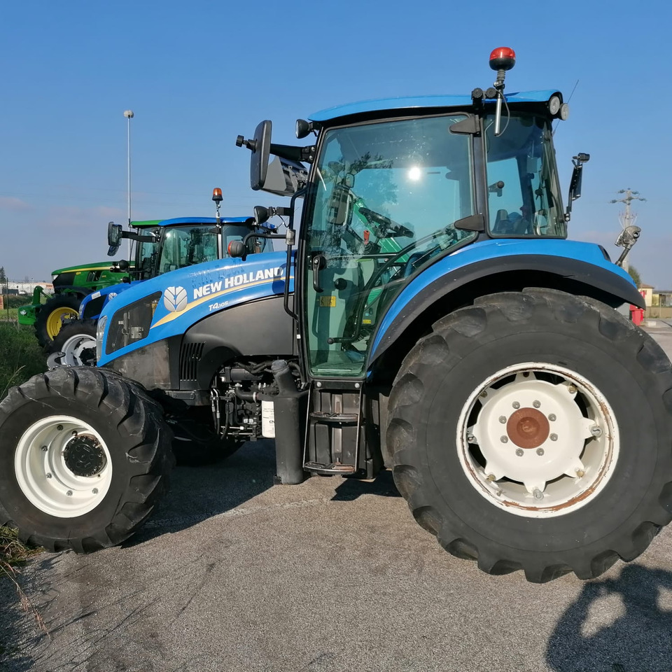 NEW HOLLAND T4.105 - جرار: صور 2 NEW HOLLAND T4.105 - جرار: صور 2