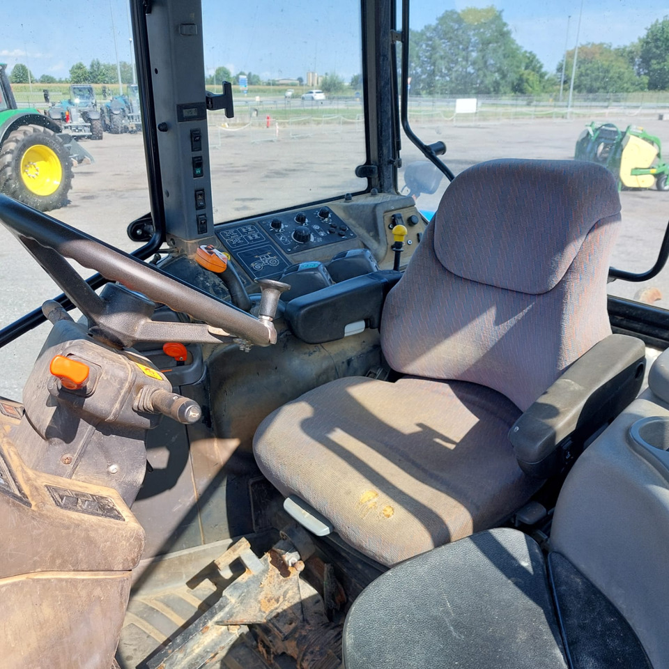NEW HOLLAND TM 190 - جرار: صور 2 NEW HOLLAND TM 190 - جرار: صور 2