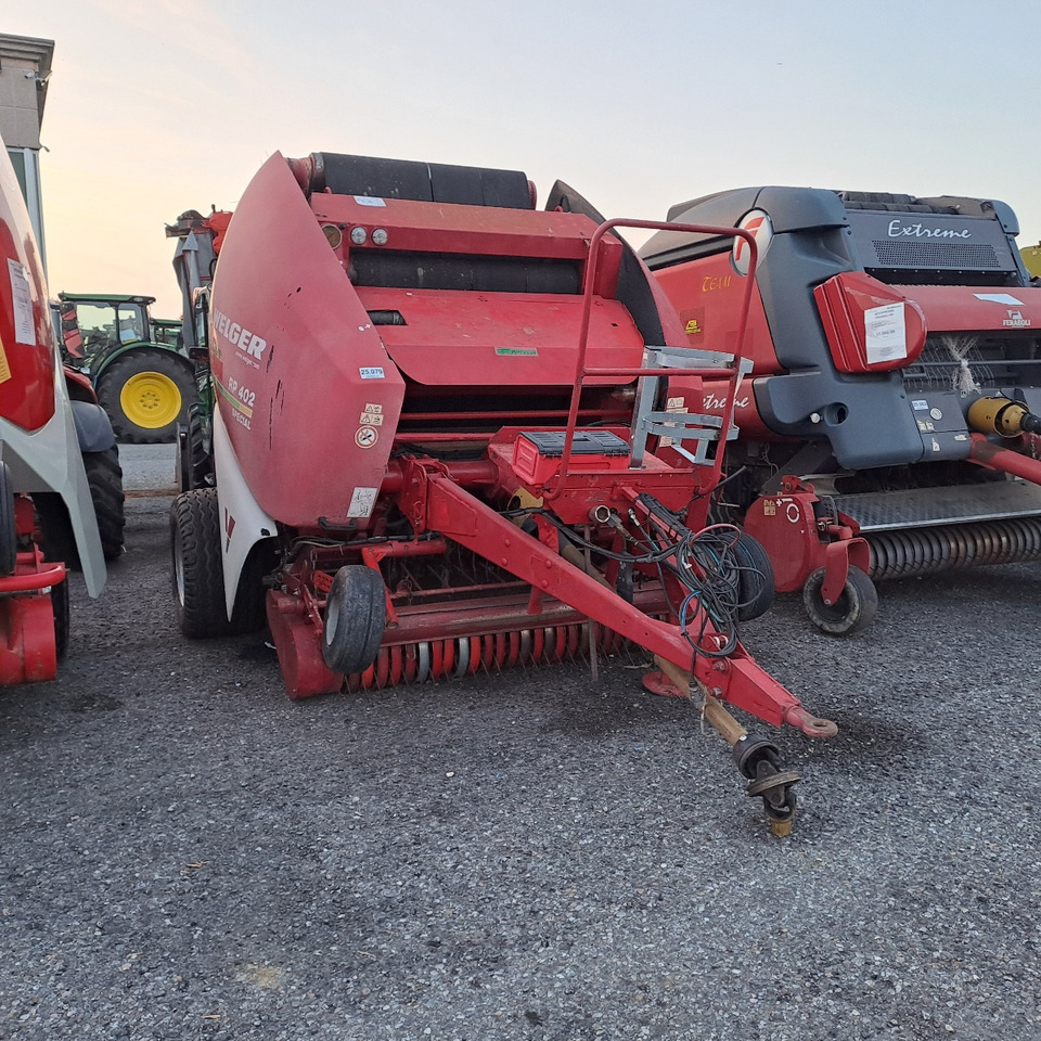 ROTOPRESSA LELY WELGER RP 402 SPECIAL - مكبس القش الدائري: صور 1 ROTOPRESSA LELY WELGER RP 402 SPECIAL - مكبس القش الدائري: صور 1