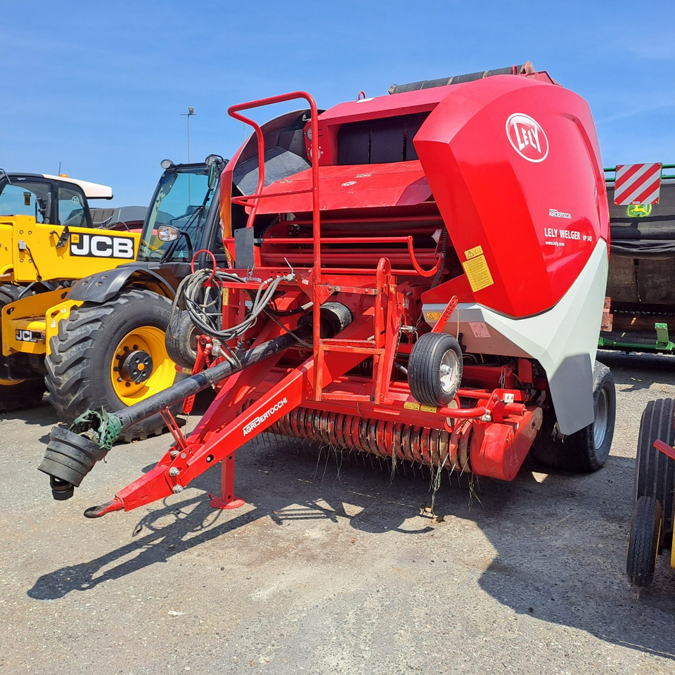 ROTOPRESSA LELY WELGER RP 545 - مكبس القش الدائري: صور 1 ROTOPRESSA LELY WELGER RP 545 - مكبس القش الدائري: صور 1