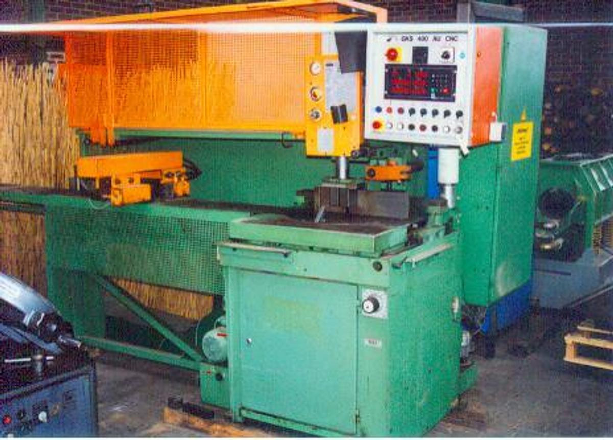 CNC-Gehrungskreissägeautomat KASTO - آلة تصنيع المعادن: صور 1 CNC-Gehrungskreissägeautomat KASTO - آلة تصنيع المعادن: صور 1