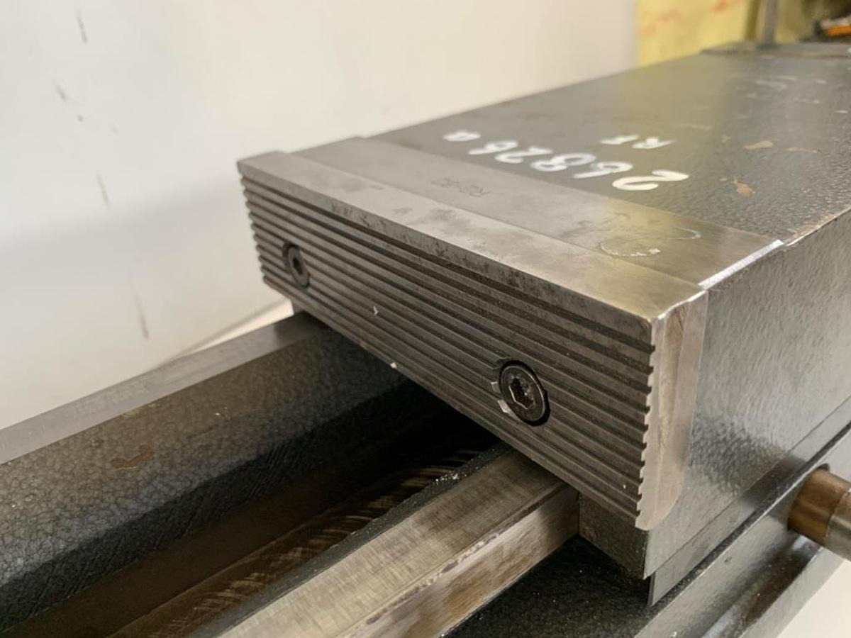 Materialspannstock DECKEL - آلة تصنيع المعادن: صور 5 Materialspannstock DECKEL - آلة تصنيع المعادن: صور 5