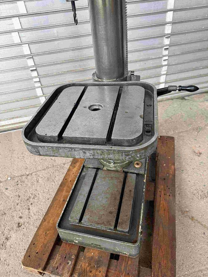 Säulenbohrmaschine ALZMETALL - دريل ثابت: صور 2 Säulenbohrmaschine ALZMETALL - دريل ثابت: صور 2